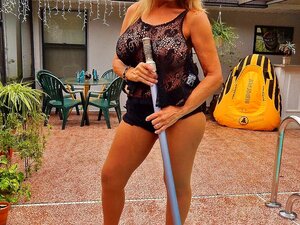 Duke Fishron porn videos at Xecce.com