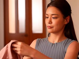 理由は窓の外に飛び出し、ベイビー作りのセックスに従事していました。 パート...1