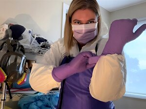 Rubber Apron porn videos at Xecce.com