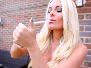 Smoking Blonde porn videos at Xecce.com