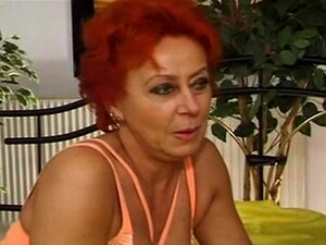 Leonor Cherry