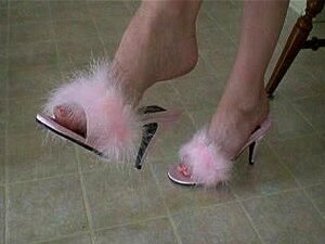 Sexy Footjob Feather Slippers - Marabou Slippers porn videos at Xecce.com