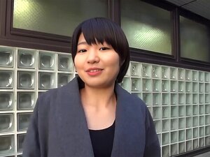 北村美紀は本当の鍬のように犯されて楽しんでいます