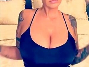 Amber Rose porn videos at Xecce.com