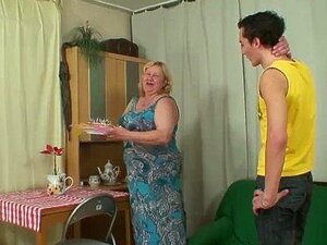 Huge boobs stepmother inlaw sucks and rides fresh cock