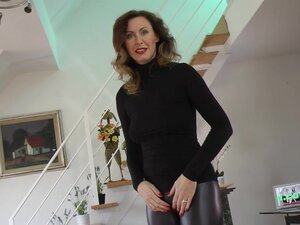 Latex Xxx - Filmy Porno @ PornoKrol.com